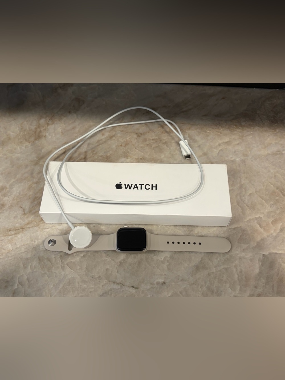 Apple Watch SE (Gen 2) - USED